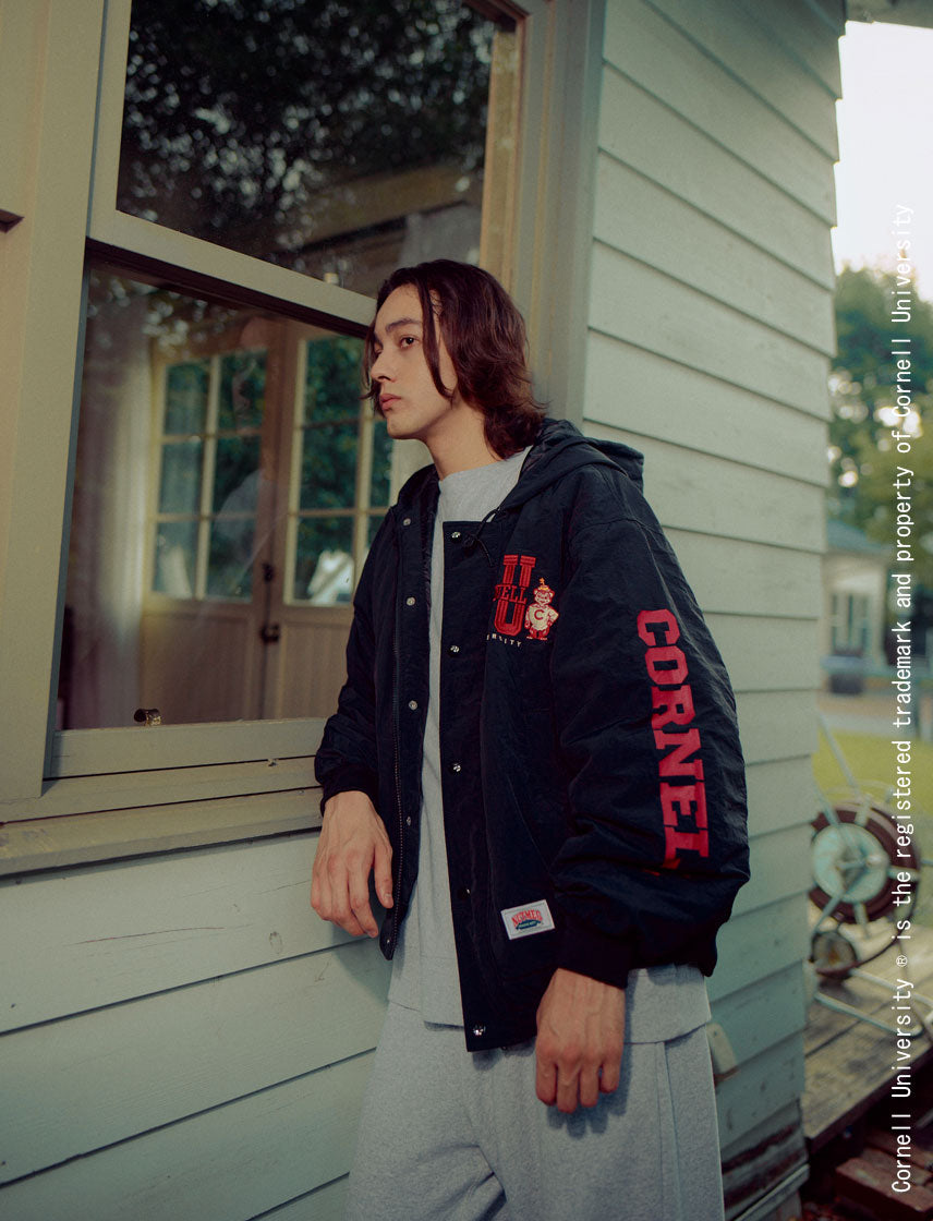 
                  
                    CORNELL  ナイロンフードジャケット
                  
                
