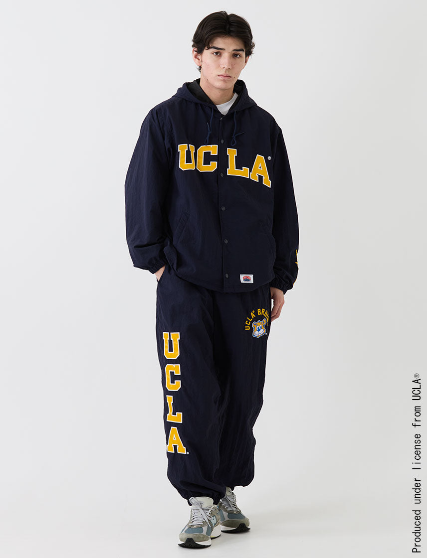 
                  
                    UCLA フード付き コーチジャケット
                  
                