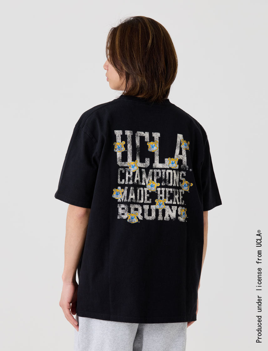 
                  
                    UCLA スローガン レギュラーシルエットT
                  
                