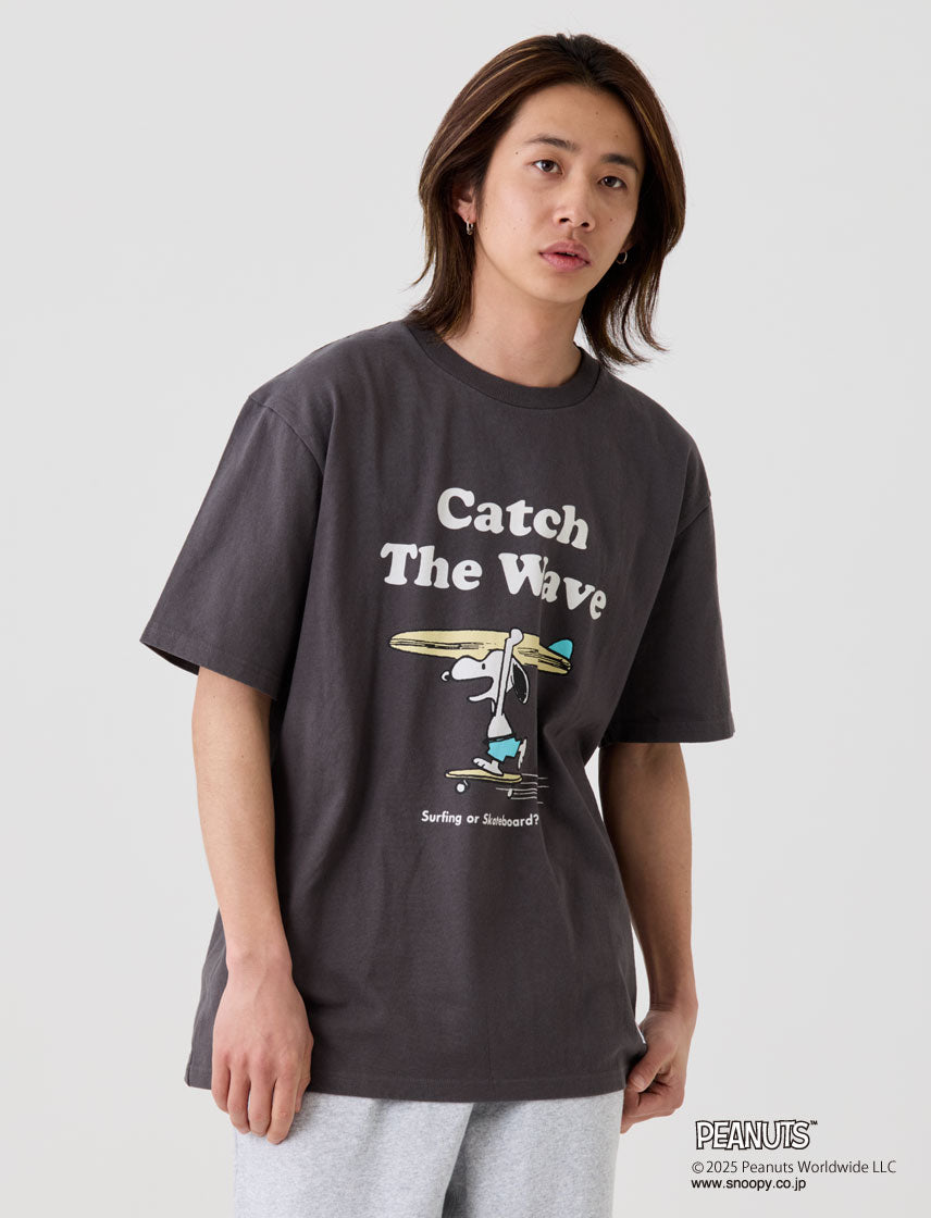 
                  
                    PEANUTS Catch The Wave T
                  
                