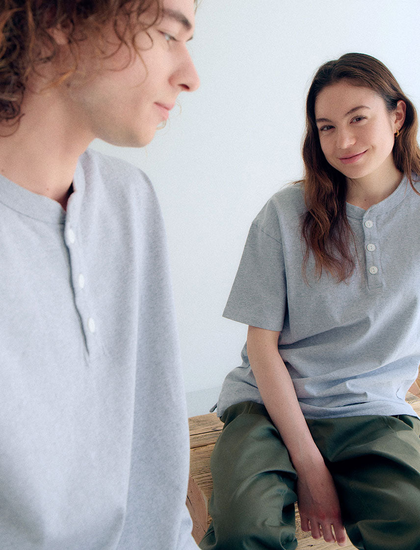 
                  
                    【NUTMEG MILLS】USAコットン ヘンリーネック T
                  
                